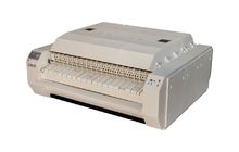 设备图片 (12张) C.传动机构 传动机工业水洗机构由电动机、皮带轮、三角胶带及轴承座等组成